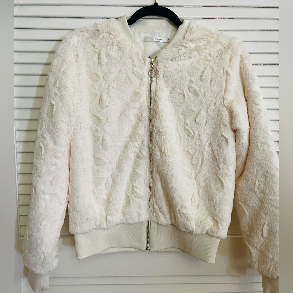 Fashion Nova Faux‎ Fur Jacket